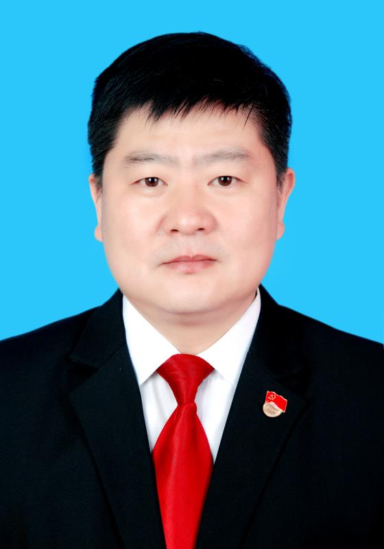 李显锋:李显锋